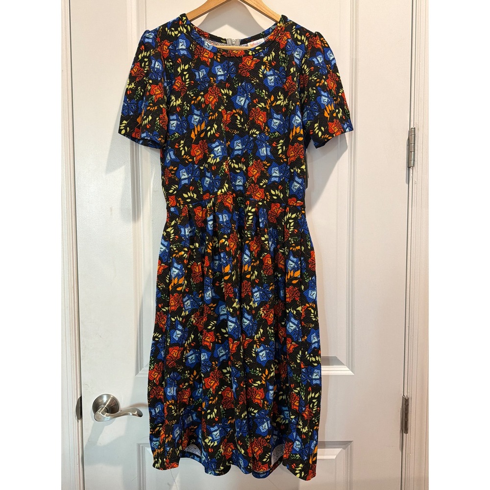 LuLaRoe Amelia Dress 2XL Floral Short Sleeve Exposed Zip Fit & Flare Black Blue